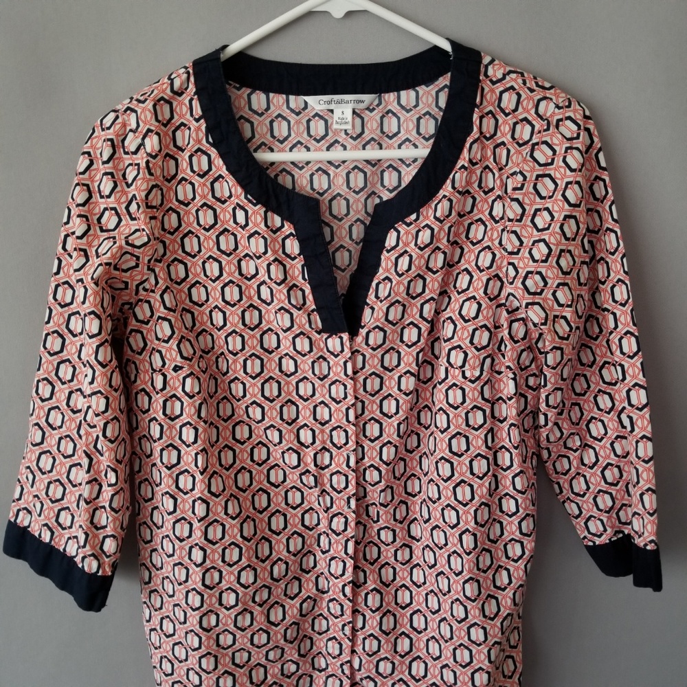 X CROFT & BARROW V NECK 3/4 SLEEVE PRINTED BLOUSE - Picture 3 of 6